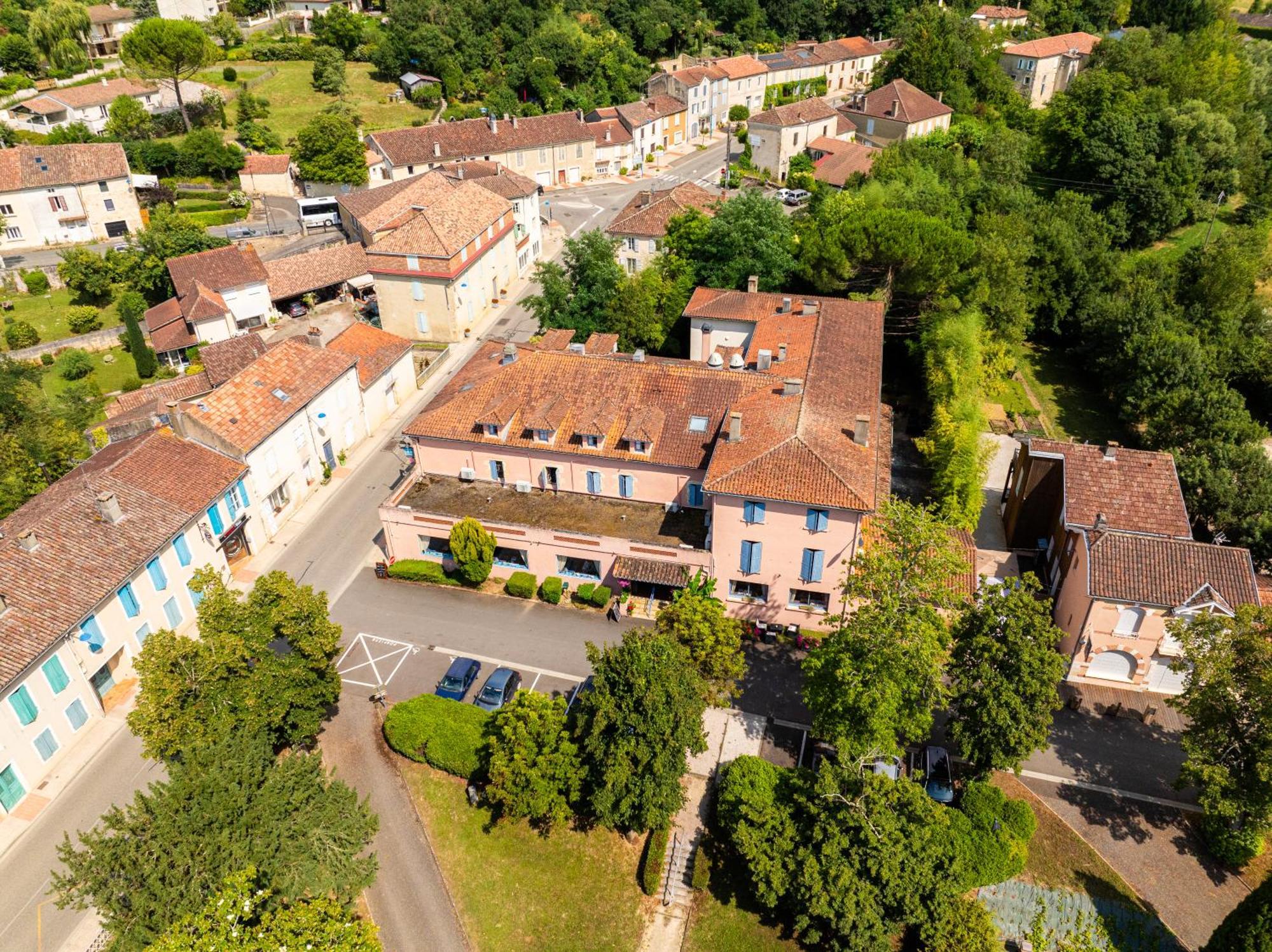 Hotel Restaurant Des Thermes 3*